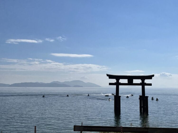 白鬚神社